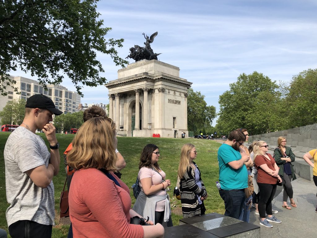 UTK 2019 Normandy Scholars group with the Wellington Arch in the background